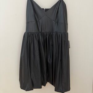 Elegant Faux leather v neck bubble mini dress with spaghetti straps